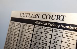 cutlass 32 sm.jpg